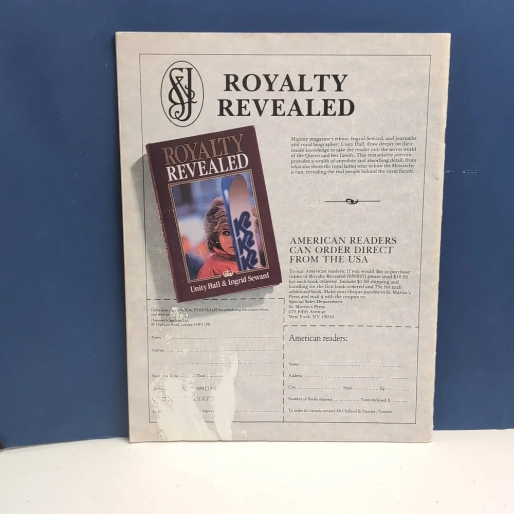 Royal Commemorative Magazine Set - Picture 8 of 16